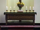 Altar mit Inschrift - Joh 14,6